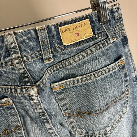 Vintage BKE Harbor Distressed Frayed 100% Cotton Long Flare Jeans Size 25 Y2K - Picture 7 of 12